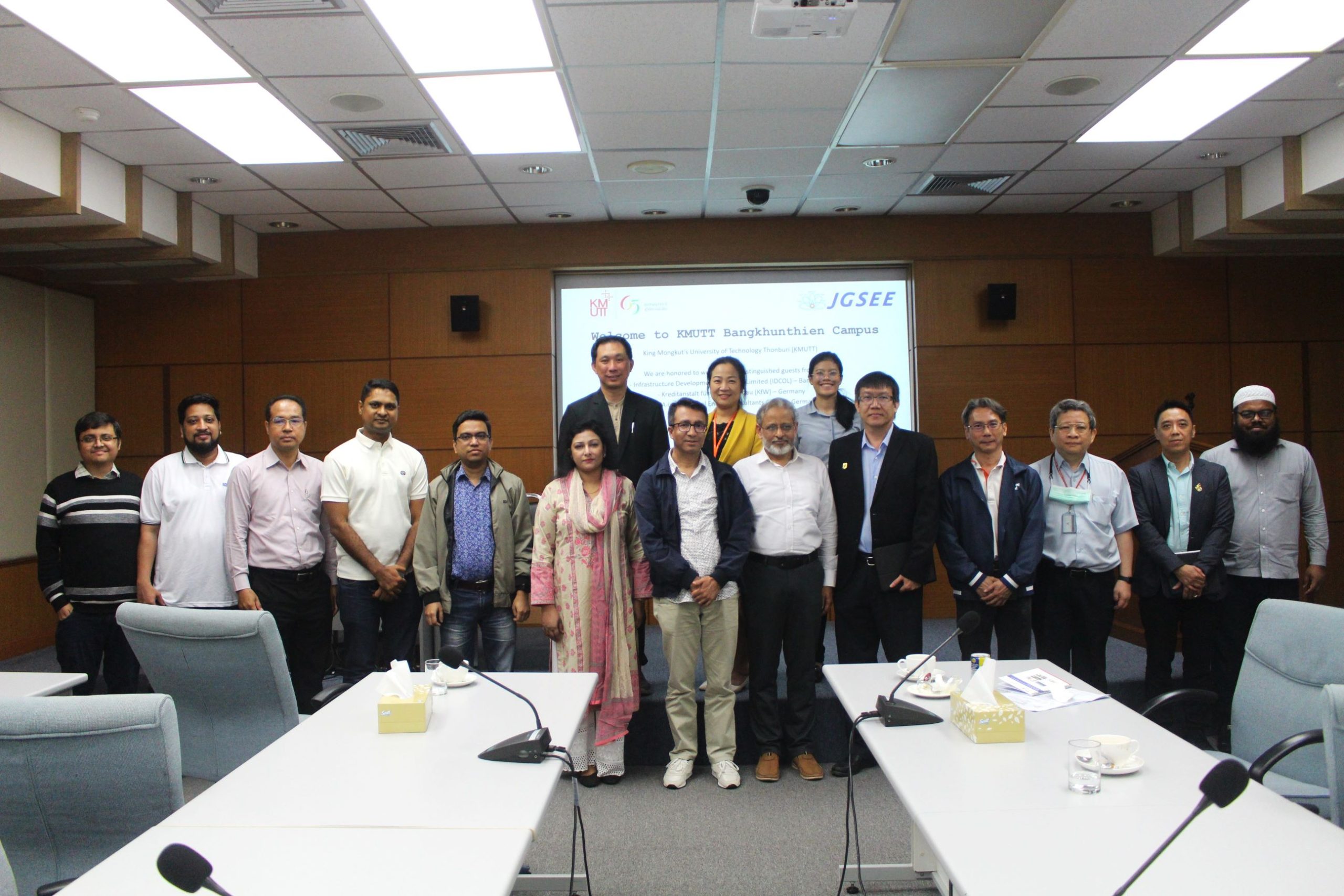 คณะ Infrastructure Development Company Limited (IDCOL) และ KFW ประเทศเยอรมนีและบังคลาเทศ เยี่ยมชม สรบ.